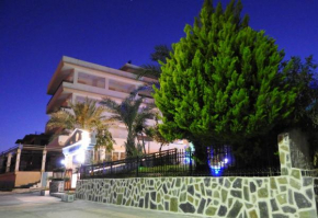 Farkia Exclusive Studios, Faliraki